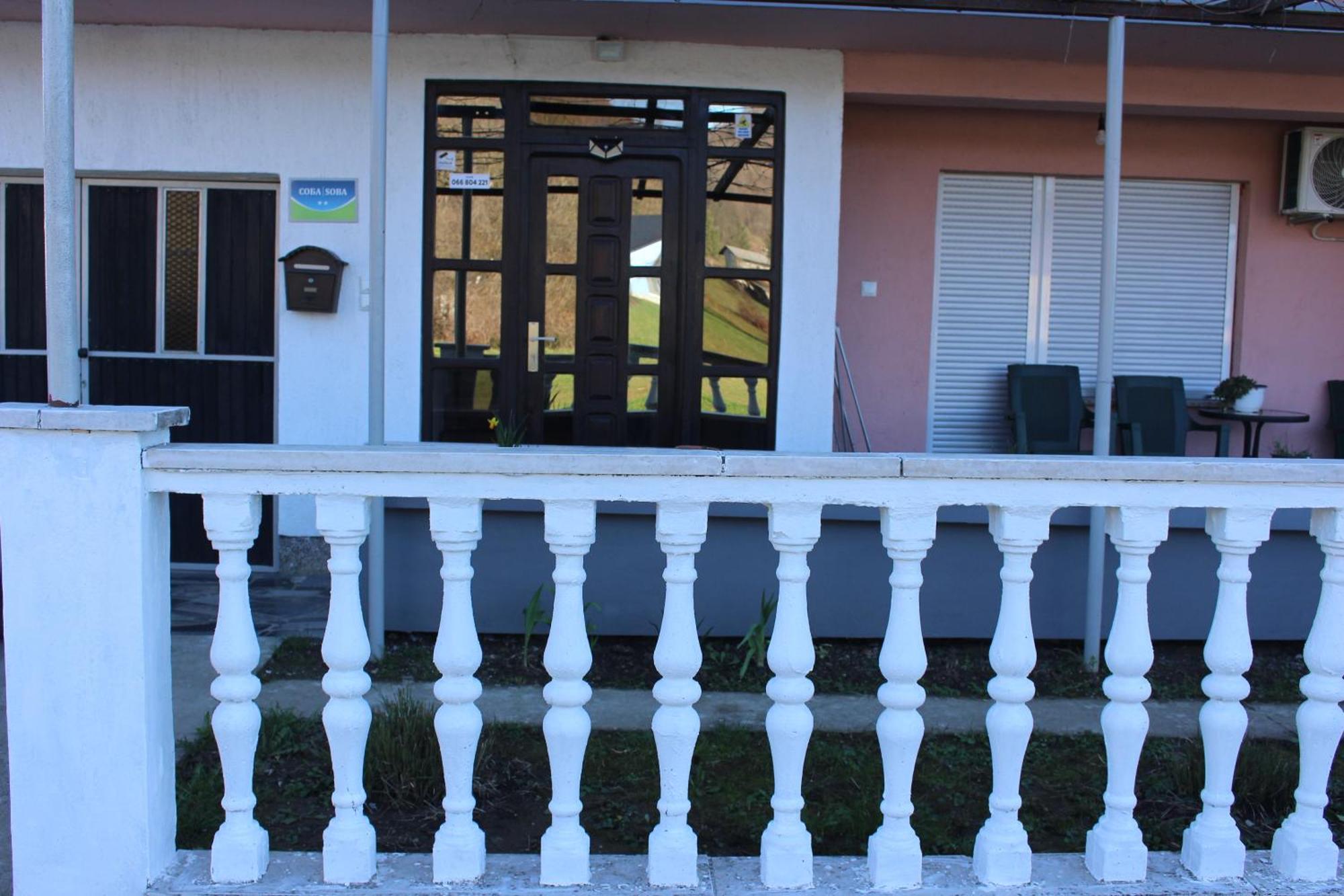Apartmani Ramonda Teslic Exterior photo